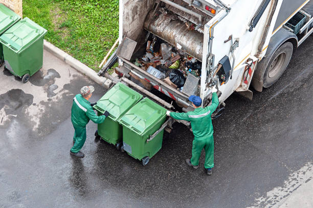 Best Yard Cleanup Services  in Naugatuck, CT