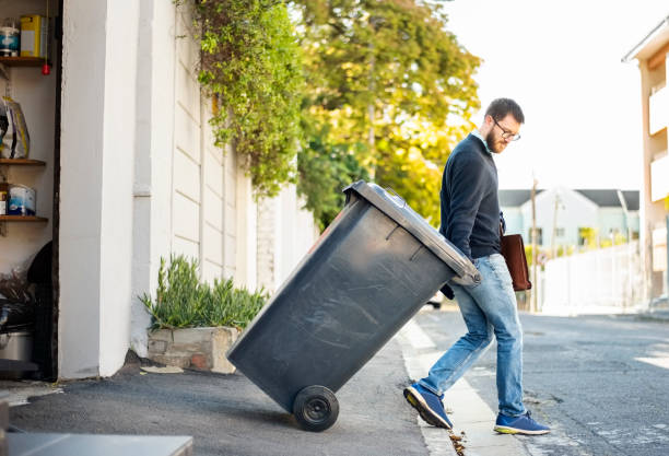 Best Commercial Cleanout Services  in Naugatuck, CT